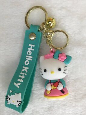 NO.322 Hello Kitty Baker keychain